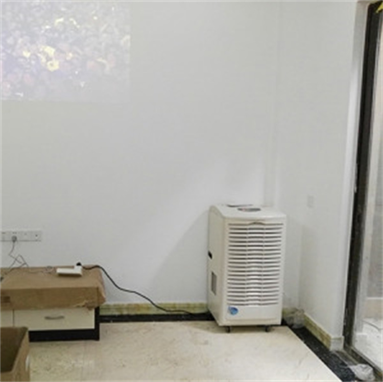 呼兰区夏季太潮如何除湿？安装工业抽湿机